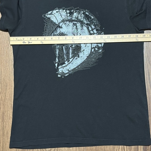 🔥🔥🔥 VTG Burberry Black Short Sleeve Tee Size: Small🔥🔥🔥 - Picture 6 of 8